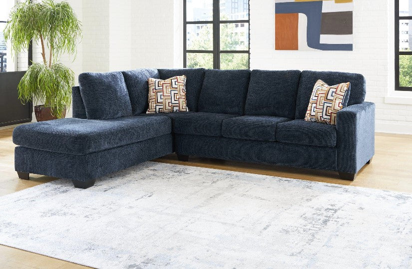 Aviemore Sectional with Chaise