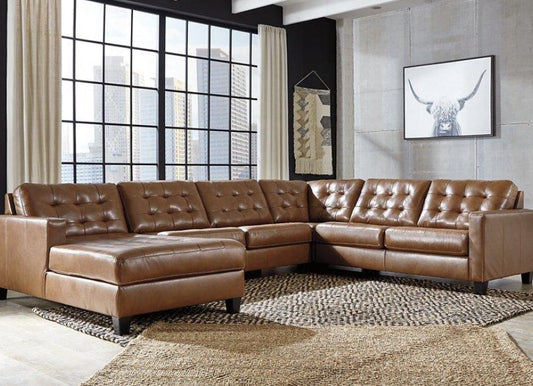 Baskove Sectional with Chaise