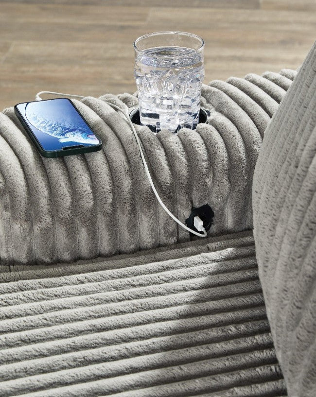 Lindyn Chaise