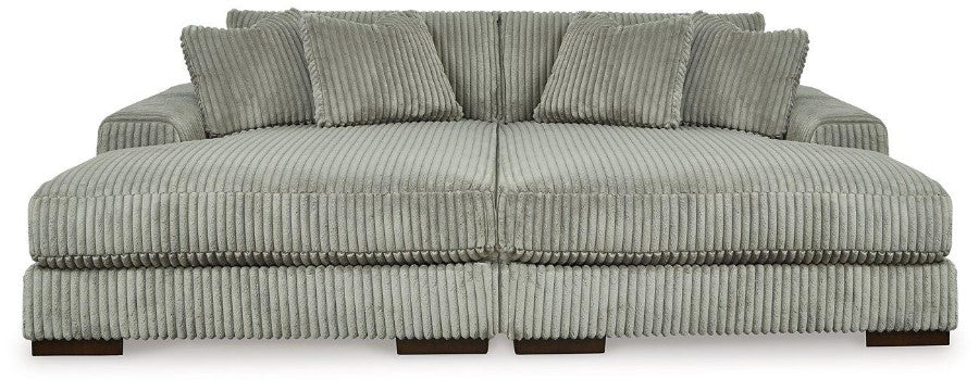 Lindyn Super Chaise