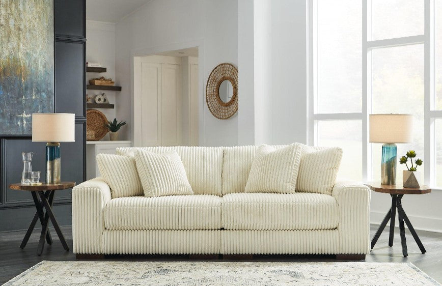Lindyn 2-Piece Sectional Sofa